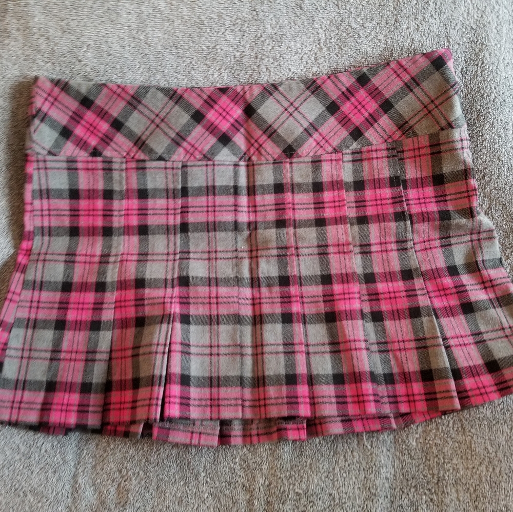 Plaid pleated skirt